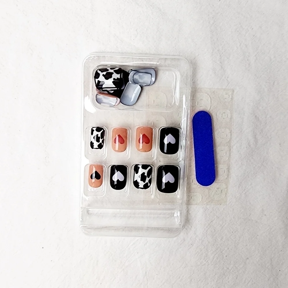 24 Pieces Fake Press On Nails